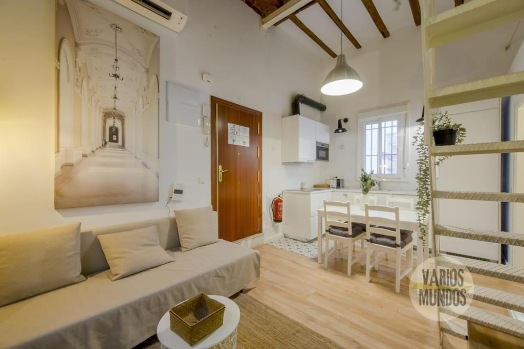 マドリードCozy Loft En Chamberi Calle Ponzanoアパートメント エクステリア 写真